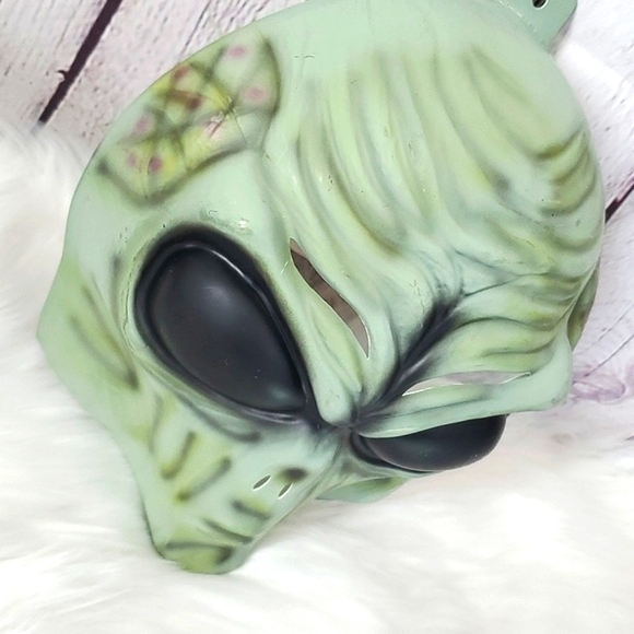Vintage 90s NEW 1999 Alien Extraterrestrial UFO Plastic Halloween Mask X-FILES - Picture 5 of 13